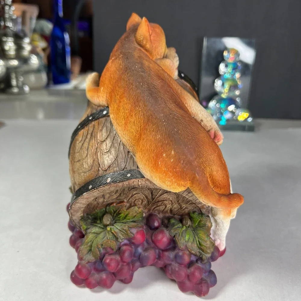 Vintage Resin Cat‎ Wine Holder Caddy Planter w Grapes Barrel Garden Whimsical